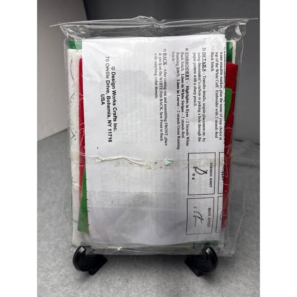Design Works Poinsettia Snowman Felt Stocking Kit 18" Beads/Floss/Needle/Pattern - Picture 3 of 12